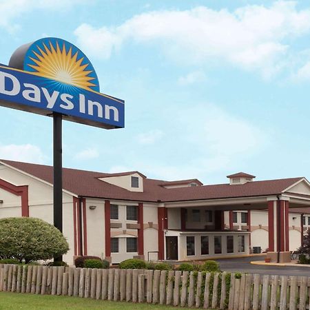 Days Inn By Wyndham Shawnee Exteriör bild